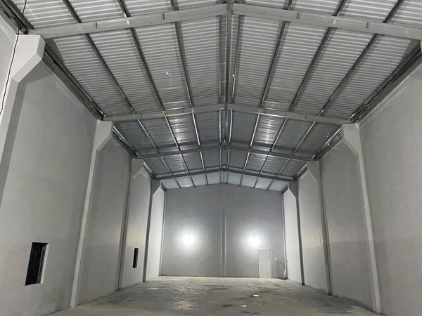 Cho thuê Kho Xưởng Tân Vĩnh Hiệp, Tân Uyên, Bình Dương gần KCN Sóng Thần 3 Diện tích Xưởng  500m2