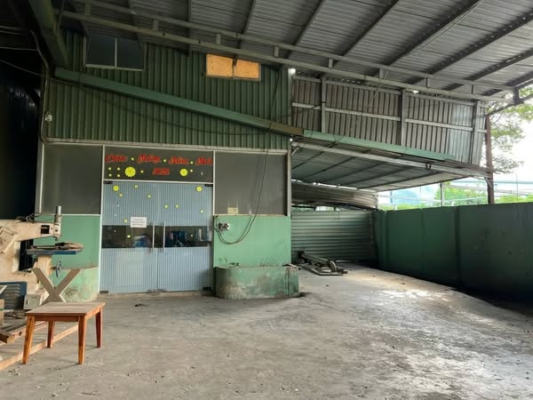 XƯỞNG CHO THUÊ .TÂN UYÊN .BÌNH DƯƠNG Diện tích xưởng 2100m2