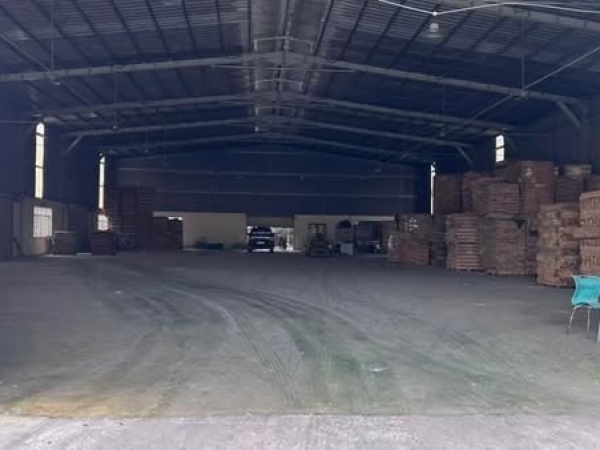 Cho thuê kho tại ngã tư Bình Chuẩn, Thuận An, Bình Dương Diện tích kho 1.200m2
