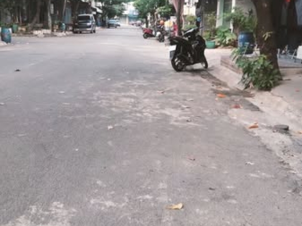 Bán dãy trọ 14 phòng kèm nhà 1 trệt 1 lầu 151m2 full thổ cư Bình Dương