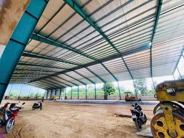 Cho thuê KHO XƯỞNG mới 100% - Tân Uyên  - Bình Dương DT xưởng 10.280m