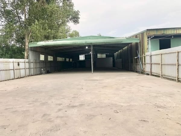 Cho thuê KHO XƯỞNG 1000m2 Tân Định, Bến Cát, Bình Dương