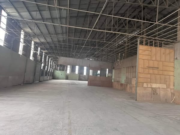 Cho thuê KHO XƯỞNG  1600m2 gần Thành Phố Mới Bình Dương 