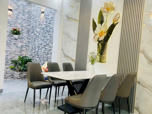 Bán Nhà 2 Lầu - Liền Kề Siêu Thị Aeon P. Thuận Giao - Tp Thuận An - Bình Dương.